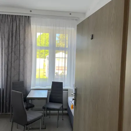 Wibor Ulica Tesknoty 5 Guest house