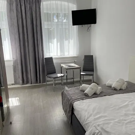 게스트하우스 Wibor Ulica Tesknoty 5