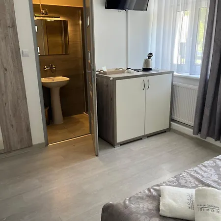게스트하우스 Wibor Ulica Tesknoty 5 Dziwnów