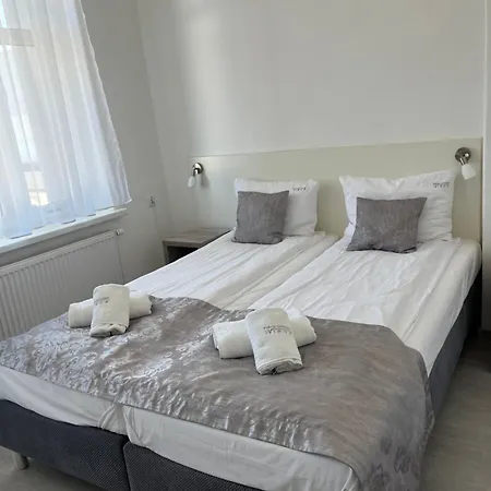 Wibor Ulica Tesknoty 5 Maison d'hôtes