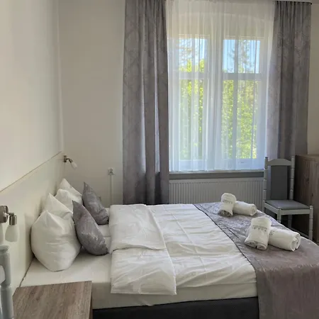 Wibor Ulica Tesknoty 5 Maison d'hôtes Dziwnów