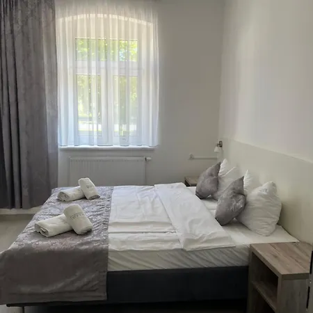 Wibor Ulica Tesknoty 5 Guest house *