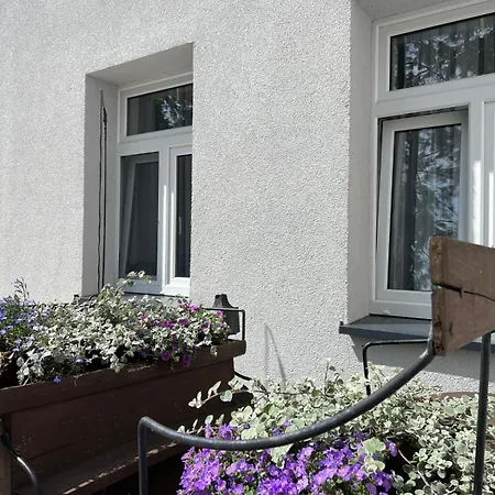 Wibor Ulica Tesknoty 5 3*