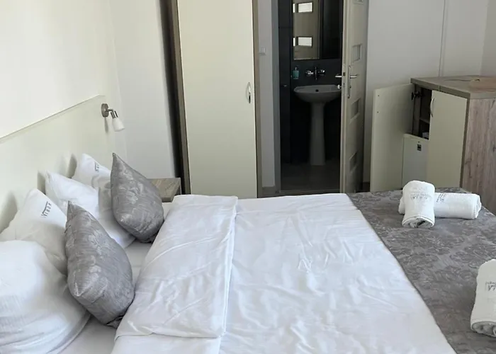 Wibor Ulica Tesknoty 5 3*