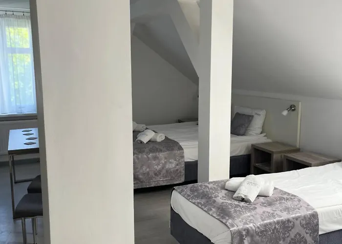 Wibor Ulica Tesknoty 5 Maison d'hôtes