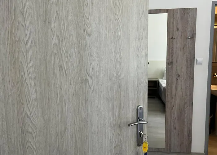 Wibor Ulica Tesknoty 5 Maison d'hôtes 3*